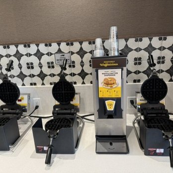 TownePlace Suites - 3 waffle makers - Hotels Near Me - Mooresville, North Carolina TownePlace Suites - 3 waffle makers - Hotels Near Me - Mooresville, North Carolina