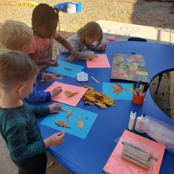 United Hearts Community School - Leaf art