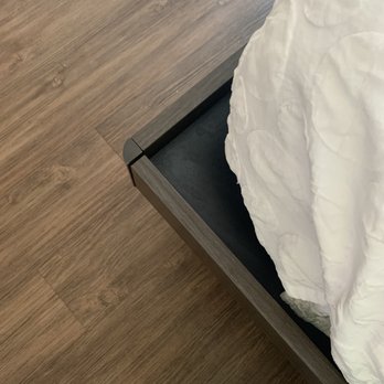 Tru by Hilton Lehi - Watch out for these corners of the bed. - Hotels Near Me - Lehi, Utah Tru by Hilton Lehi - Watch out for these corners of the bed. - Hotels Near Me - Lehi, Utah