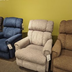 La-Z-Boy Home Furnishings & Décor - The pinnacle recliner