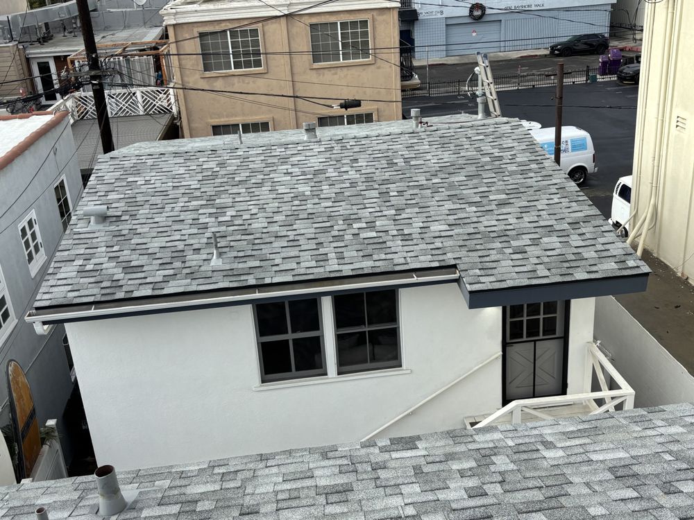 Slide of Handy Roof Solutions