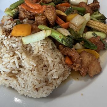 Arun Thai Foods - Crispy teriyaki chicken with Thai herb rice - Thai Near Me - Watauga, Texas
