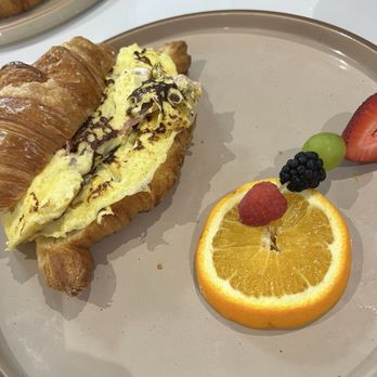Croissant Gourmet - Breakfast & Brunch Near Me - Winter Park, Florida