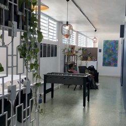Santurcia Hostel - Game room/ reading area