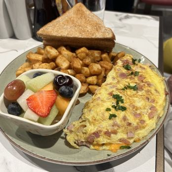 Siempre Restaurant - Breakfast & Brunch Near Me - Toronto, Ontario Siempre Restaurant - Breakfast & Brunch Near Me - Toronto, Ontario