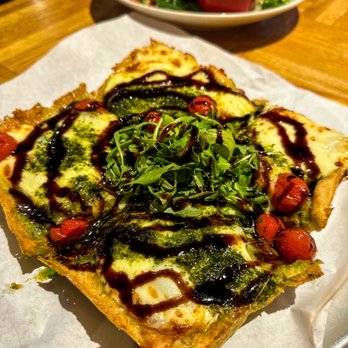Old Chicago Pizza + Taproom - Pizza Near Me - OLATHE, Kansas