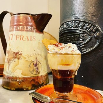 Borgonese - Becerin coffee. - Desserts Near Me - Alicante, A