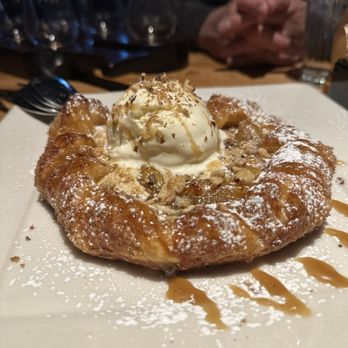 The White Chocolate Grill - Freshly Baked Apple Pie - American Near Me - Lone Tree, Colorado The White Chocolate Grill - Freshly Baked Apple Pie - American Near Me - Lone Tree, Colorado