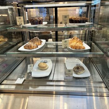 Urth Cafe - Coffee & Tea Near Me - Los Angeles, California