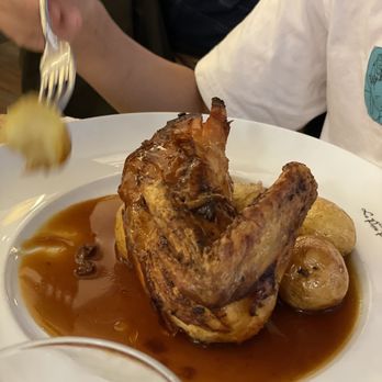 La Petite Périgourdine - Roast chicken - French Near Me - Paris, 75 La Petite Périgourdine - Roast chicken - French Near Me - Paris, 75