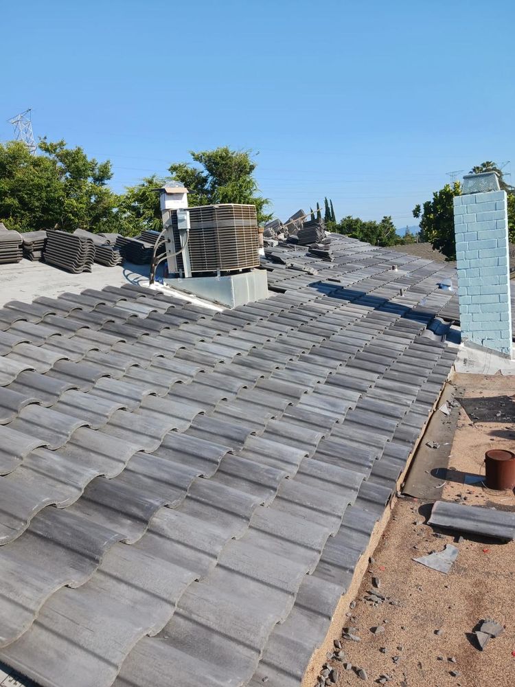 Slide of David Star Construction