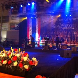 Sport & Evenementencomplex De Heiberg - Het podium voor zang, dans ..