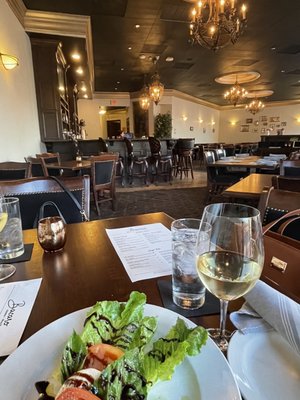 Bacaro Kitchen & Wine Bar by null