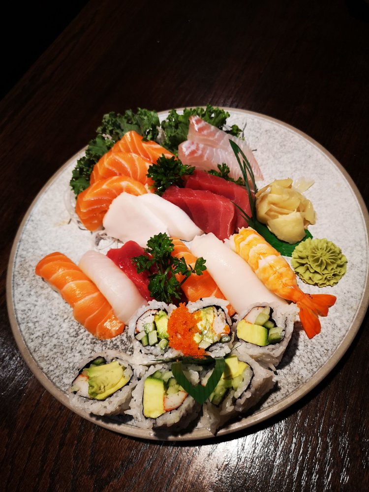 MARKHAM SUSHI Updated August 2024 109 Photos & 77 Reviews 17