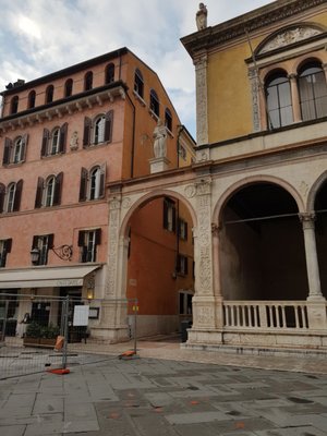 Piazza dei Signori by null