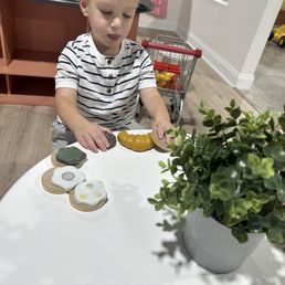 The plastic food looks so real!