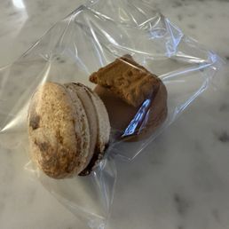 Cookie butter and churro macaroon Cookie butter and churro macaroon