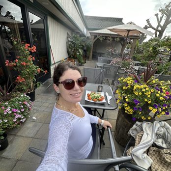 Chopan Kabob - Serene outside garden and chicken salad - Afghan Near Me - Concord, California Chopan Kabob - Serene outside garden and chicken salad - Afghan Near Me - Concord, California