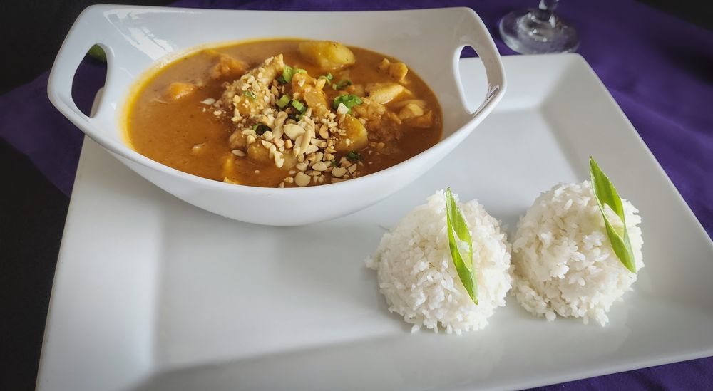 Food from Thai Ginger Bistro