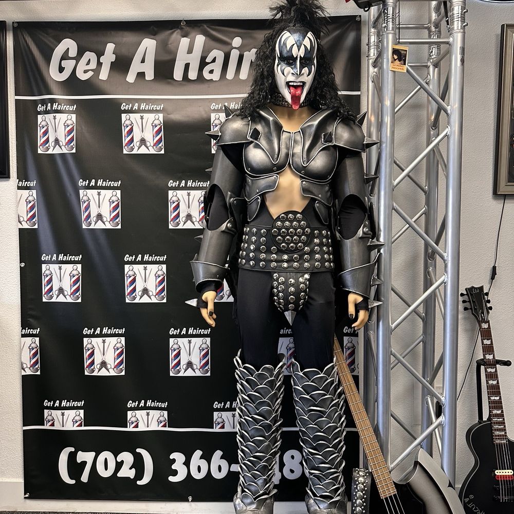 Gene Simmons watching me get a haircut.... Gene Simmons watching me get a haircut....