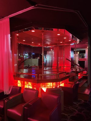 THE PINK POODLE - Updated February 2026 - 25 Photos & 143 Reviews - 328