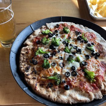 Paradox Brewery - Cauliflower crust pizza and blood orange kolsch - Breweries Near Me - North Hudson, New York Paradox Brewery - Cauliflower crust pizza and blood orange kolsch - Breweries Near Me - North Hudson, New York