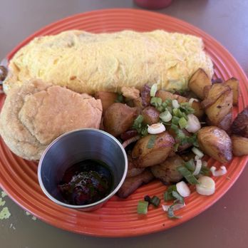 Miracle Mile Cafe - Breakfast & Brunch Near Me - San Rafael, California