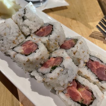 Sushi Zushi - Spicy Tuna Roll - Sushi Bars Near Me - San Antonio, Texas Sushi Zushi - Spicy Tuna Roll - Sushi Bars Near Me - San Antonio, Texas