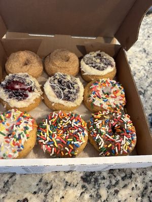 Da Vinci’s Donuts by null
