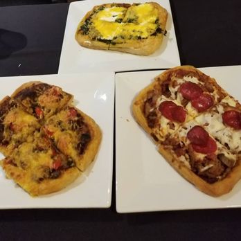 Tomaselli's at Rosario - The Big Cow, Chicken Honey, Steak Supreme - Pizza Near Me - Providence, Rhode Island