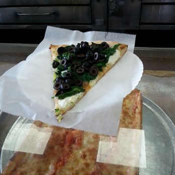 LaRosa's Pizzeria Restaurant - Pizza Near Me - West Hempstead, New York