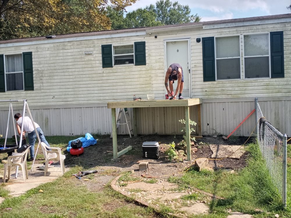 Slide of Carl's handyman services