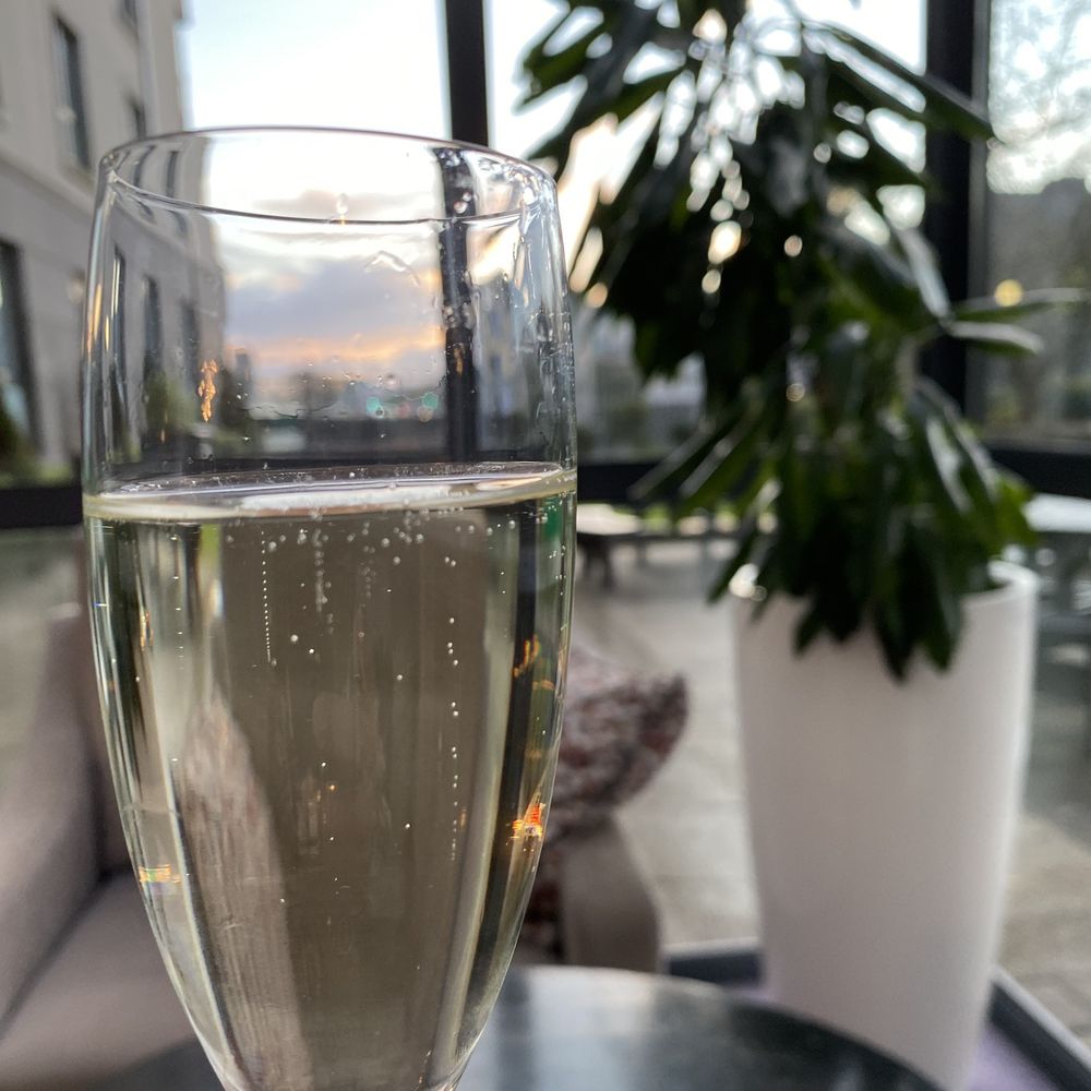 Jurys Inn Galway - Hotels Near Me - Galway, G Jurys Inn Galway - Hotels Near Me - Galway, G