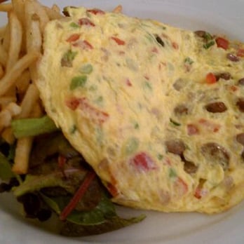CAFÉ LULUc - French Near Me - Brooklyn, New York