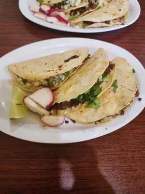 Birrieria Los 7 Hermanos by null