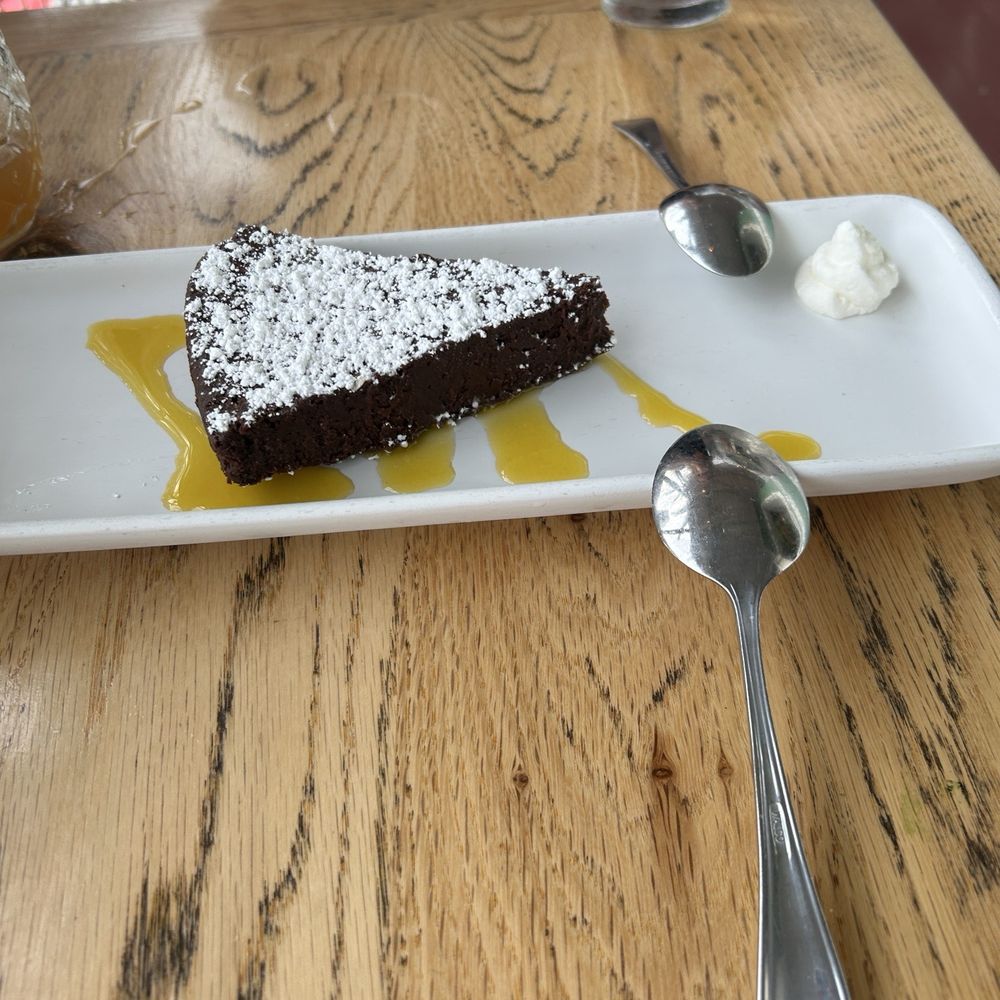 Foster's Kitchen - Chocolate tort - American Near Me - Kailua-Kona, Hawaii Foster's Kitchen - Chocolate tort - American Near Me - Kailua-Kona, Hawaii