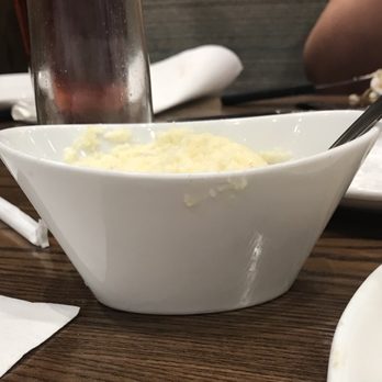 Another Broken Egg Cafe - Instead of potatoes you can get grits (these were delicious and creamy!) - American Near Me - Austin, Texas