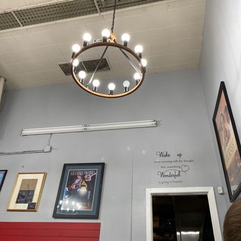 Main Kitchen Cafe - Back inside restaurant - New American Near Me - Granada Hills, California Main Kitchen Cafe - Back inside restaurant - New American Near Me - Granada Hills, California