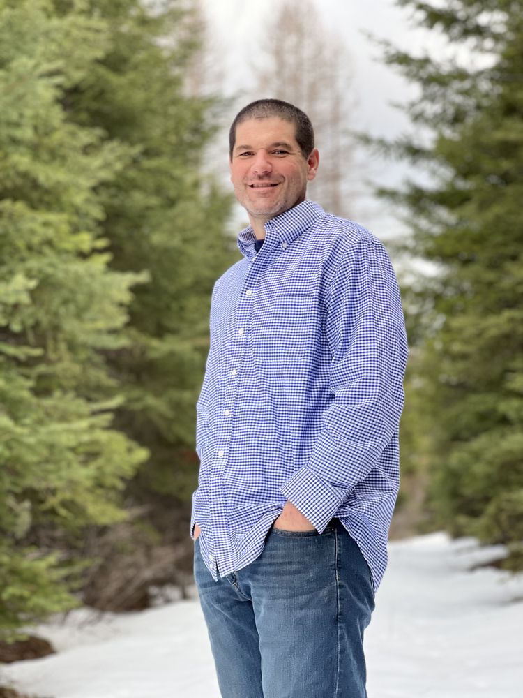 SCOTT CLARK MOUNTAIN LIVING REALTY Updated April 2024 Contact