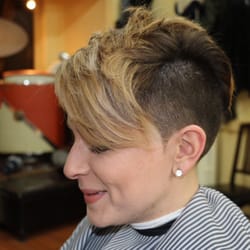 Gentlemen's Barbershop