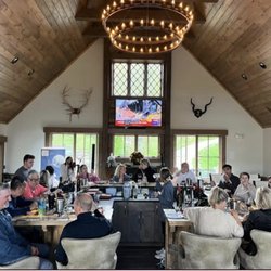 Eagles Nest Winery - Bar area