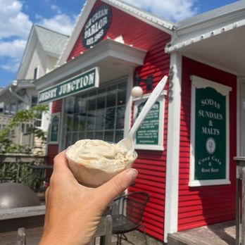 Jersey Junction - Classic cookie dough ice cream in a cup - Ice Cream & Frozen Yogurt Near Me - Grand Rapids, Michigan Jersey Junction - Classic cookie dough ice cream in a cup - Ice Cream & Frozen Yogurt Near Me - Grand Rapids, Michigan