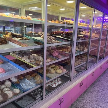 Alebrijes Bakery - Bakeries Near Me - Ontario, California