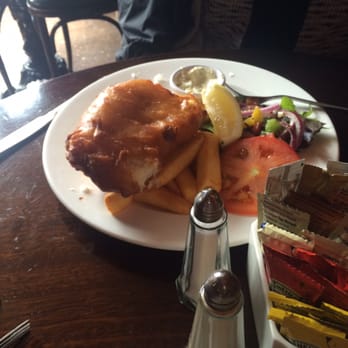 The Oval Bar - Fish and chips - Pubs Near Me - Dublin, D The Oval Bar - Fish and chips - Pubs Near Me - Dublin, D