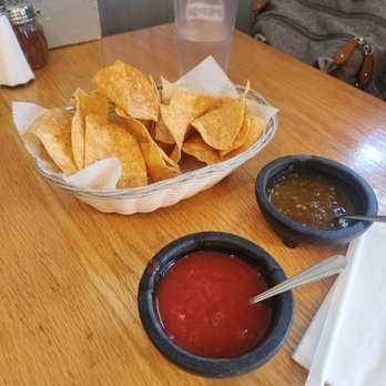 Guadalajara Restaurant - Chips & salsa - Mexican Near Me - Milwaukee, Wisconsin Guadalajara Restaurant - Chips & salsa - Mexican Near Me - Milwaukee, Wisconsin