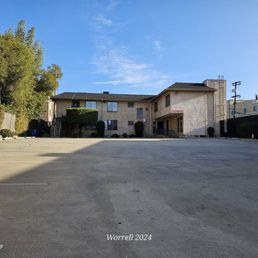 Exterior outside entrance of PT RN Care - Believe it that this parking lot gets full - Los Angeles, California Exterior outside entrance of PT RN Care - Believe it that this parking lot gets full - Los Angeles, California