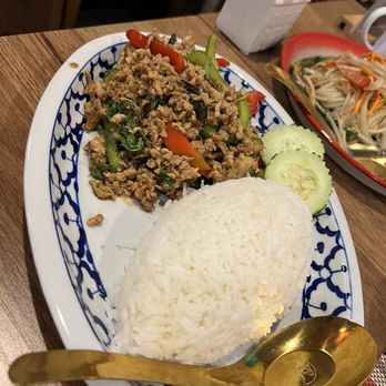 Baan Baan - Pad Krapao Basil leaf - Thai Near Me - Las Vegas, Nevada Baan Baan - Pad Krapao Basil leaf - Thai Near Me - Las Vegas, Nevada