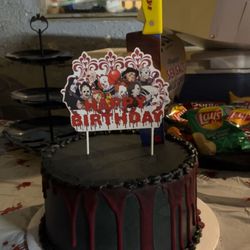 Lindmair Bakery - Horror theme birthday cake!