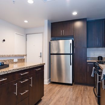 IMT Gallery 421 - Apartments Near Me - Long Beach, California IMT Gallery 421 - Apartments Near Me - Long Beach, California