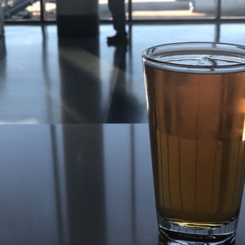 Black Bear Saloon - Sup of Sunshine - American Near Me - Windsor Locks, Connecticut